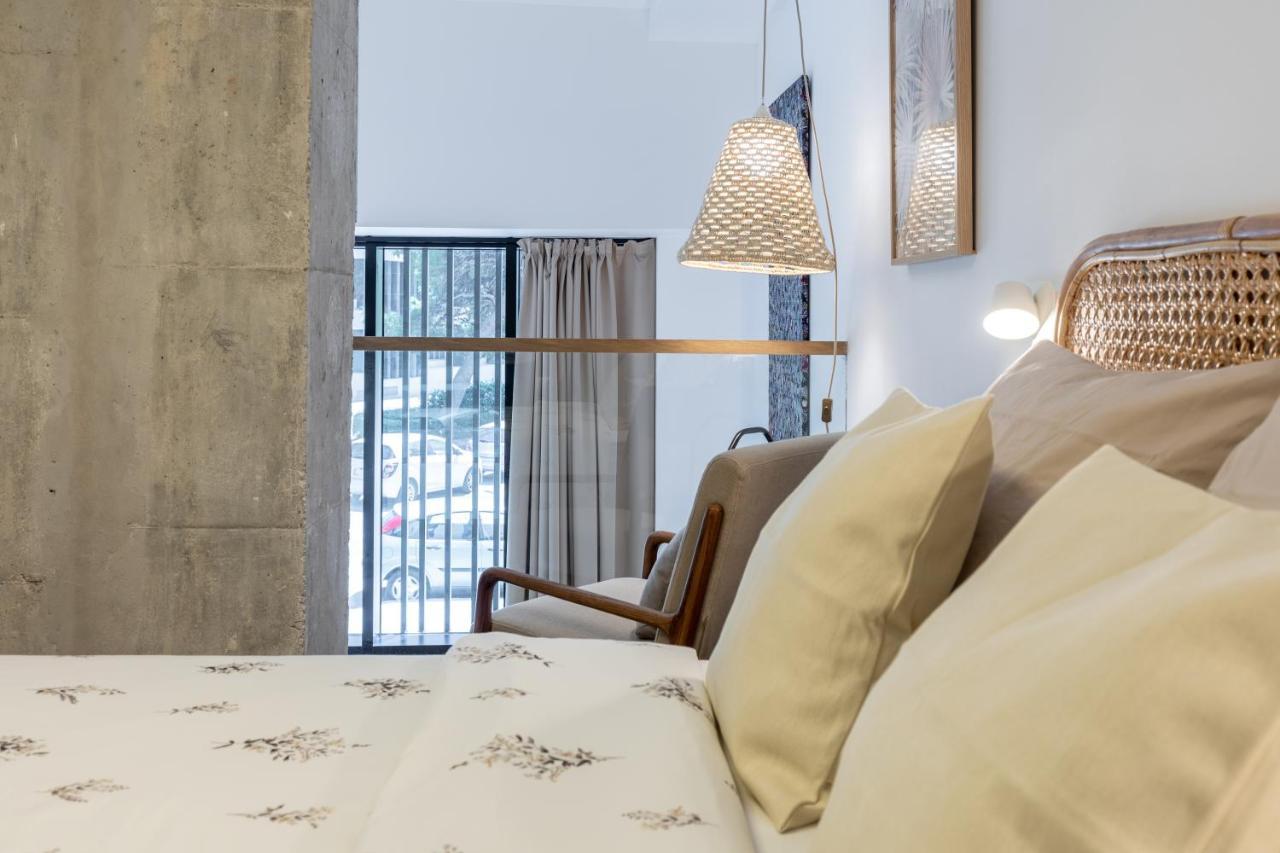 Apartup Opera Loft Love Valencia Exterior photo